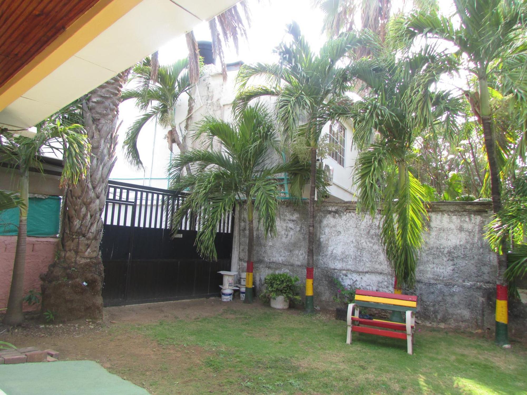 Posada Hostal Miss Marlly ซานอันเดรส ภายนอก รูปภาพ