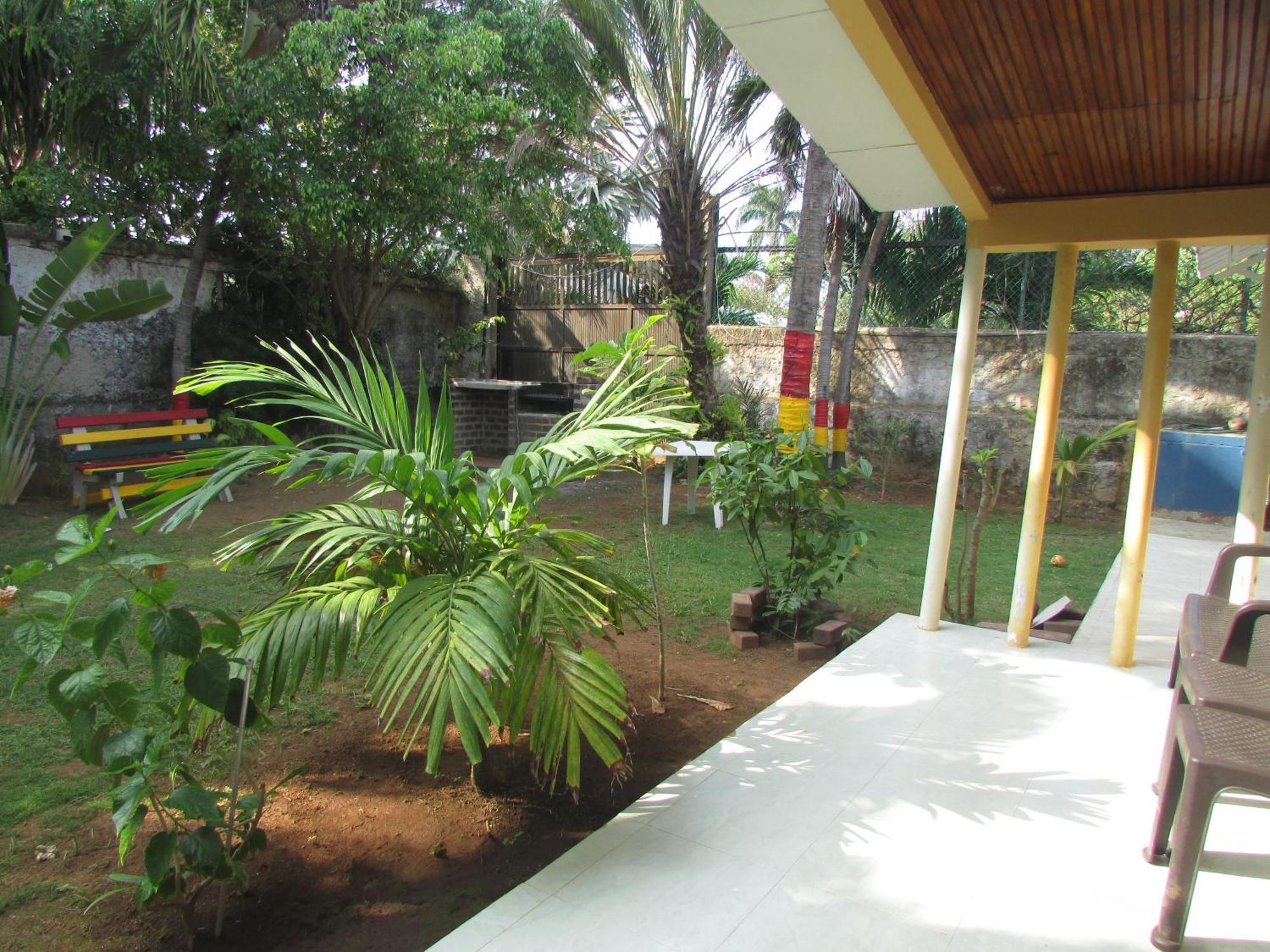 Posada Hostal Miss Marlly ซานอันเดรส ภายนอก รูปภาพ
